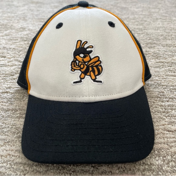 New Era Other - New Era Salt Lake Bees MiLB Embroidered Hat Size 7 1/4 Black White Colorblock